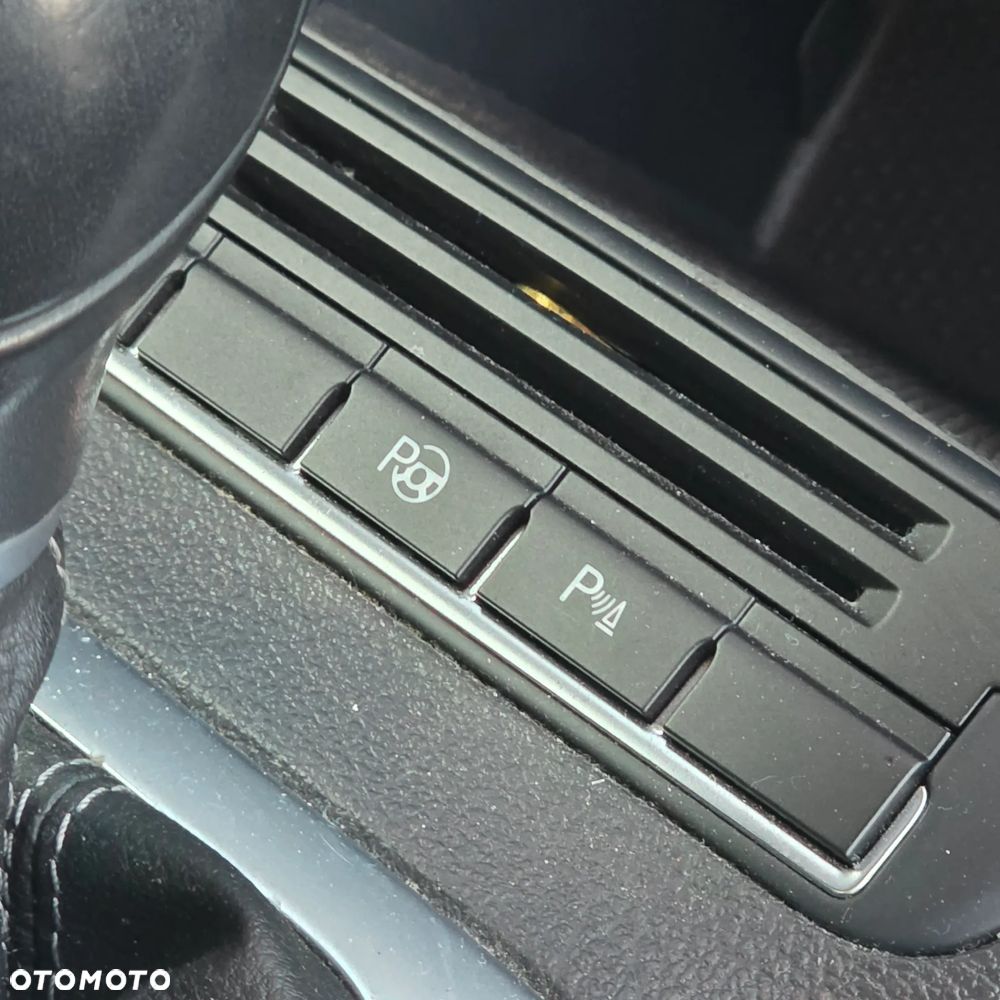 Volkswagen Golf Plus - 18