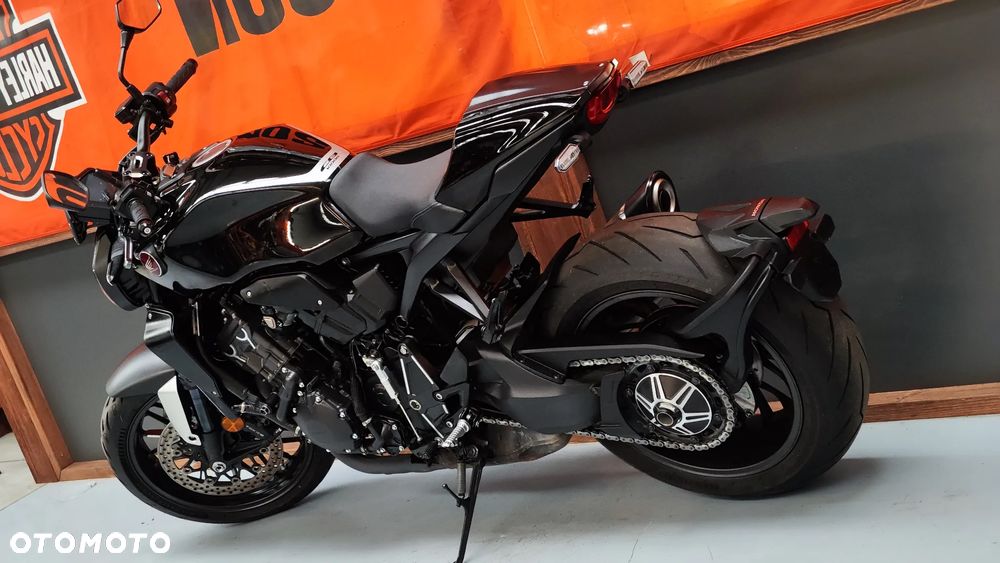 Honda CB - 23