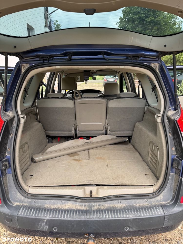 Renault Scenic - 8