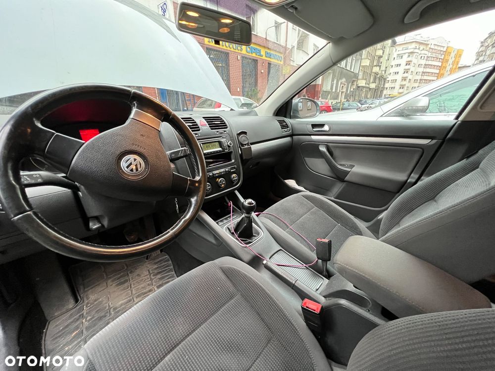 Volkswagen Golf 1.9 TDI DPF Comfortline BlueMotion - 11