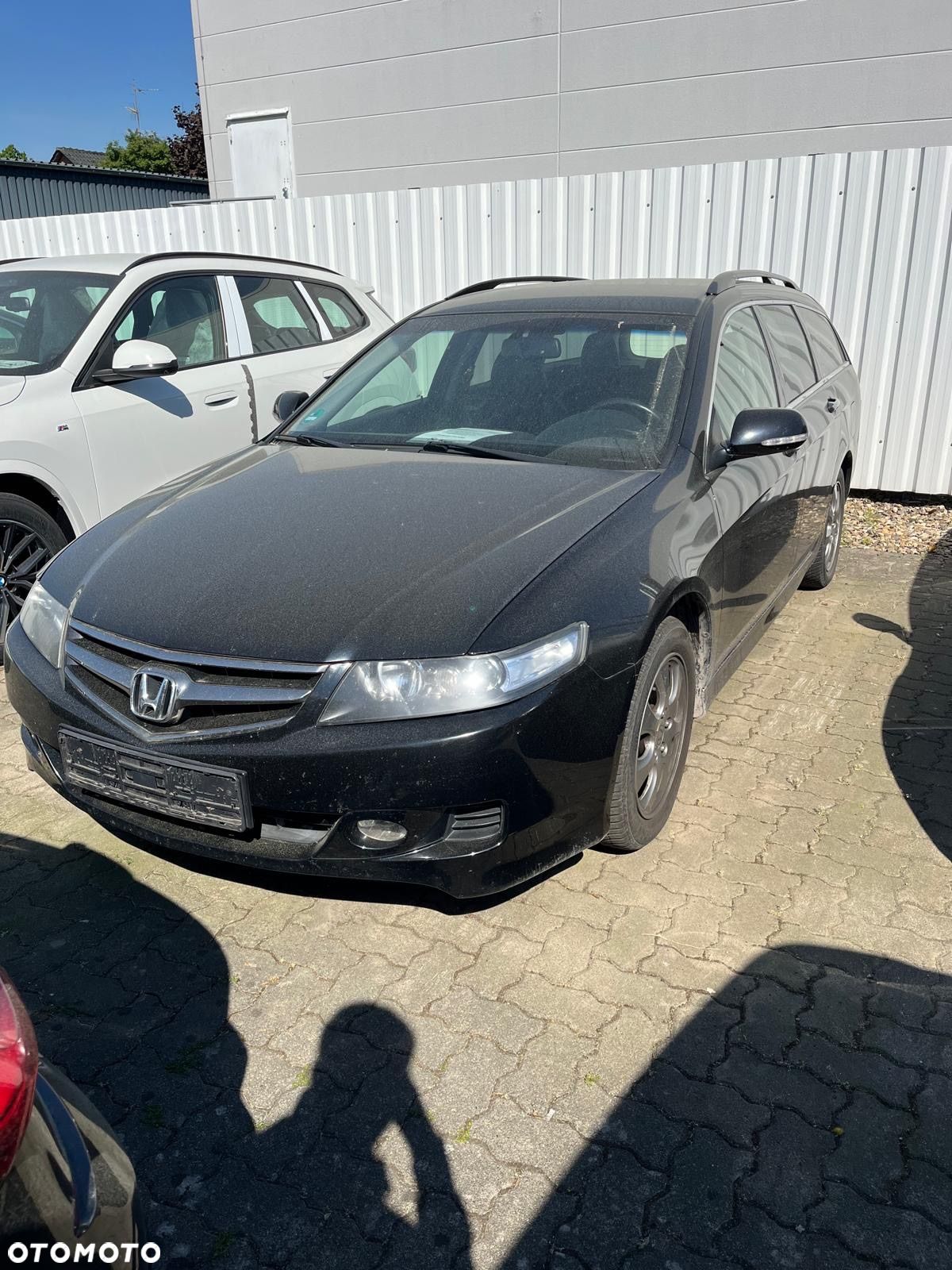 Honda Accord Tourer 2.0 i Executive - 1