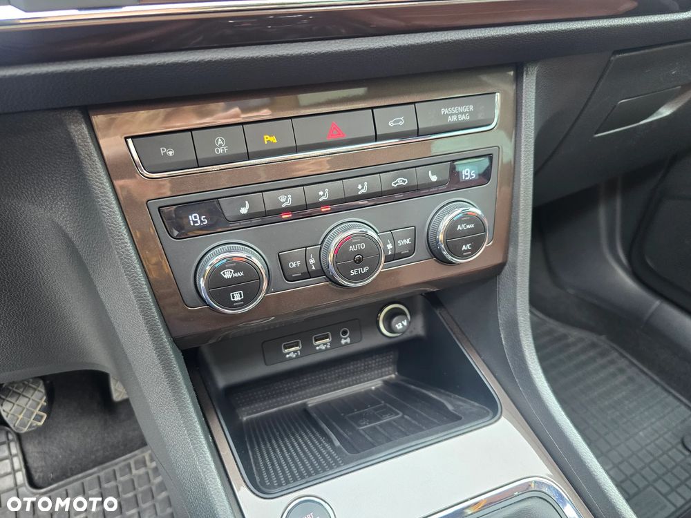 Seat Ateca 2.0 TDI 4Drive XCELLENCE - 23