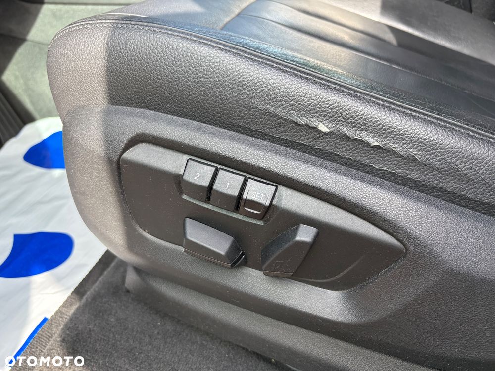 BMW X5 sDrive25d - 37