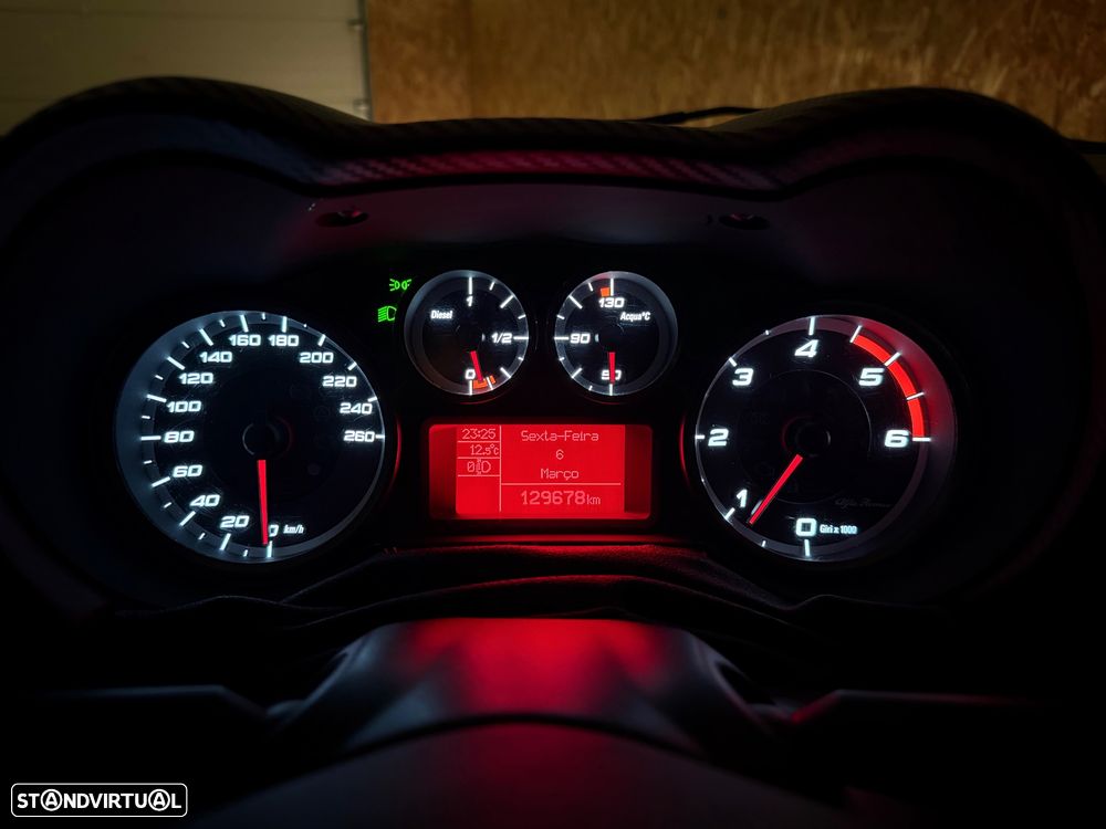 Alfa Romeo MiTo 1.6 JTD Distinctive - 36