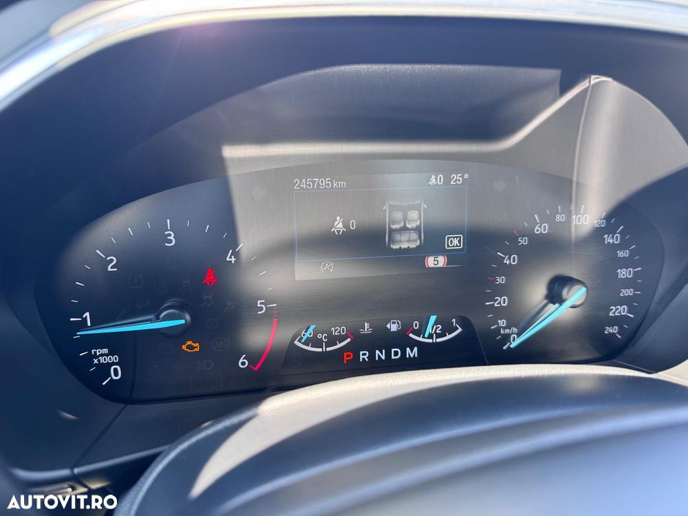 Ford Focus 2.0 EcoBlue Active Business - 21