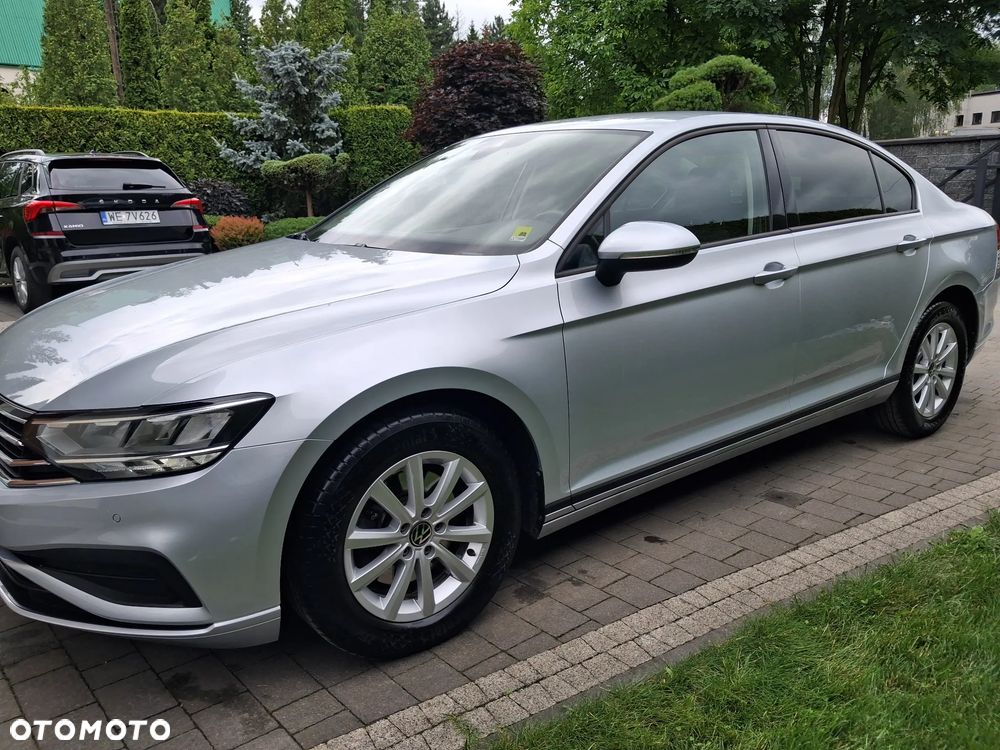 Volkswagen Passat 2.0 TDI EVO Business - 27