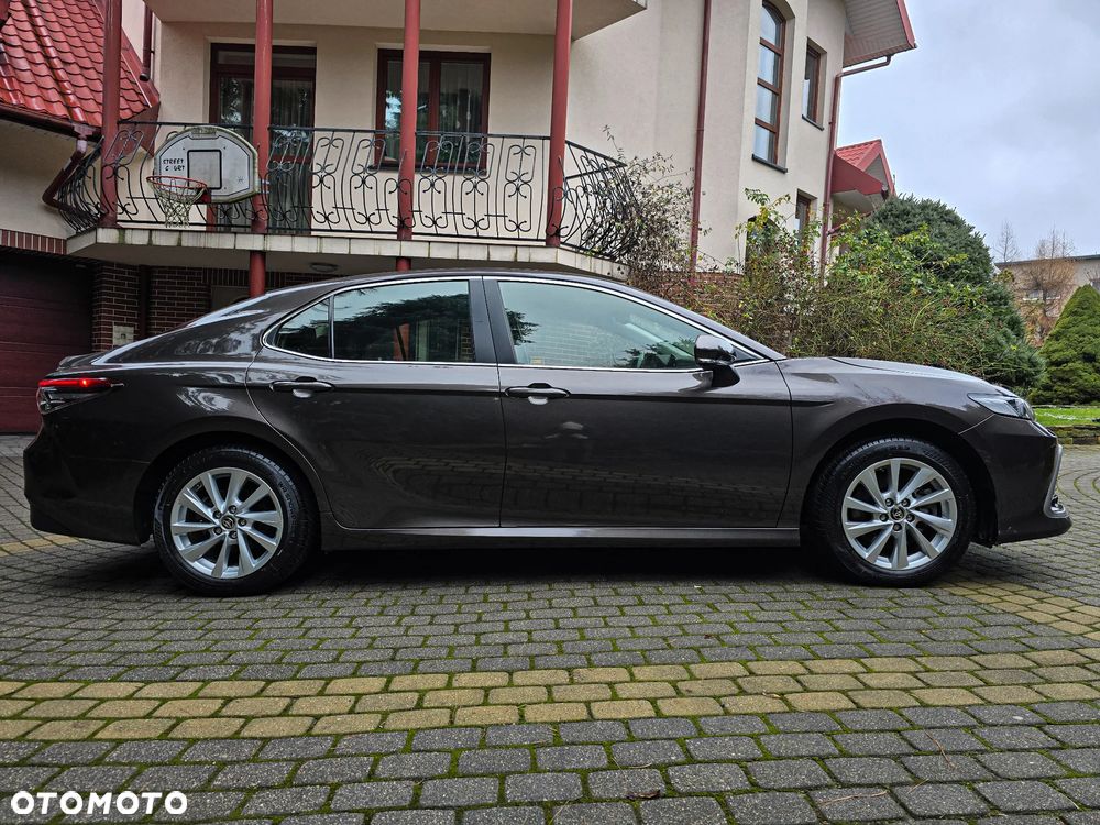 Toyota Camry 2.5 Hybrid Comfort CVT - 12