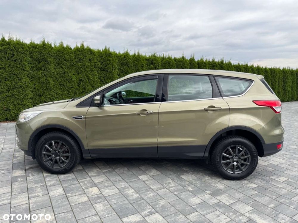 Ford Kuga - 10