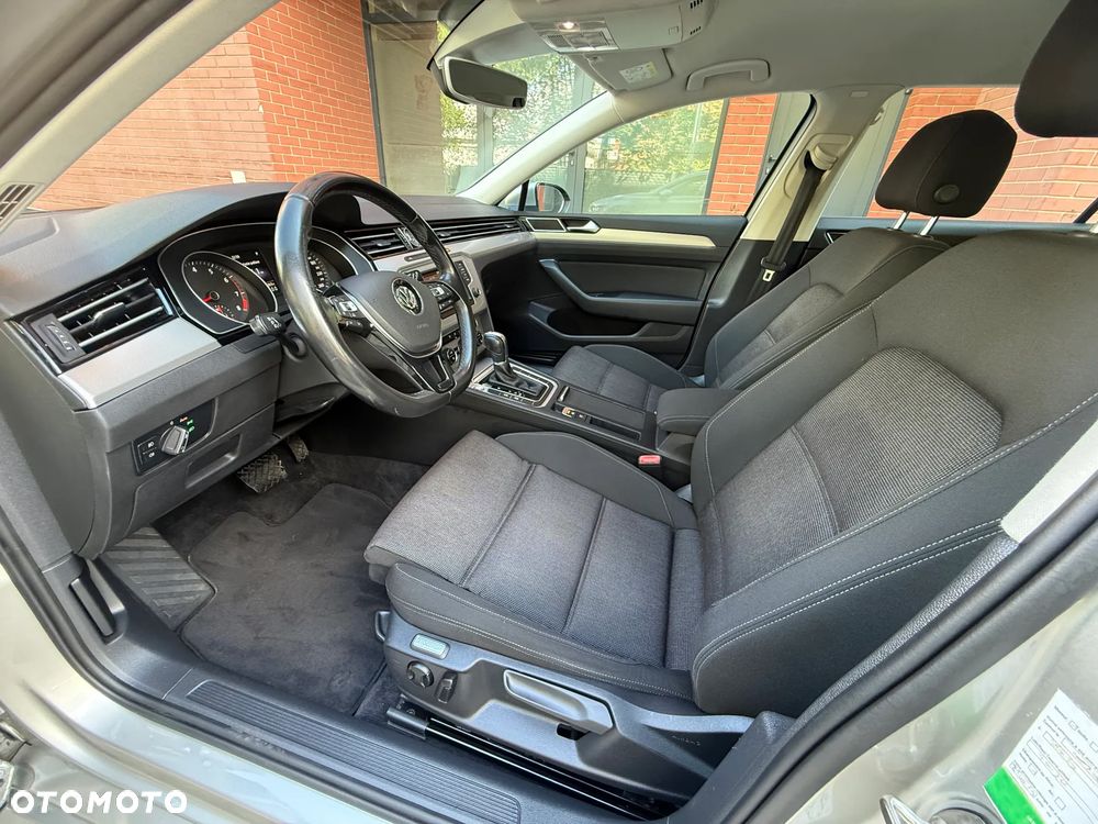 Volkswagen Passat 1.8 TSI BMT Comfortline DSG - 16