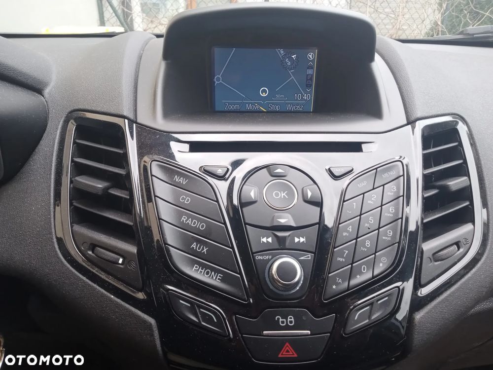 Ford Fiesta 1.0 EcoBoost S&S TITANIUM - 6