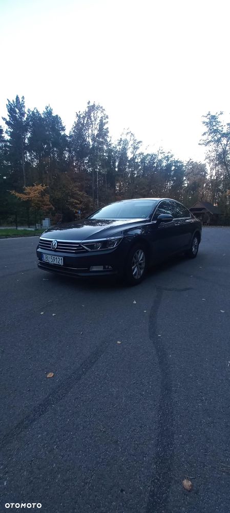 Volkswagen Passat 1.6 TDI BMT Comfortline - 1