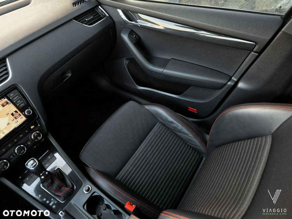 Skoda Octavia 2.0 TDI RS DSG - 16