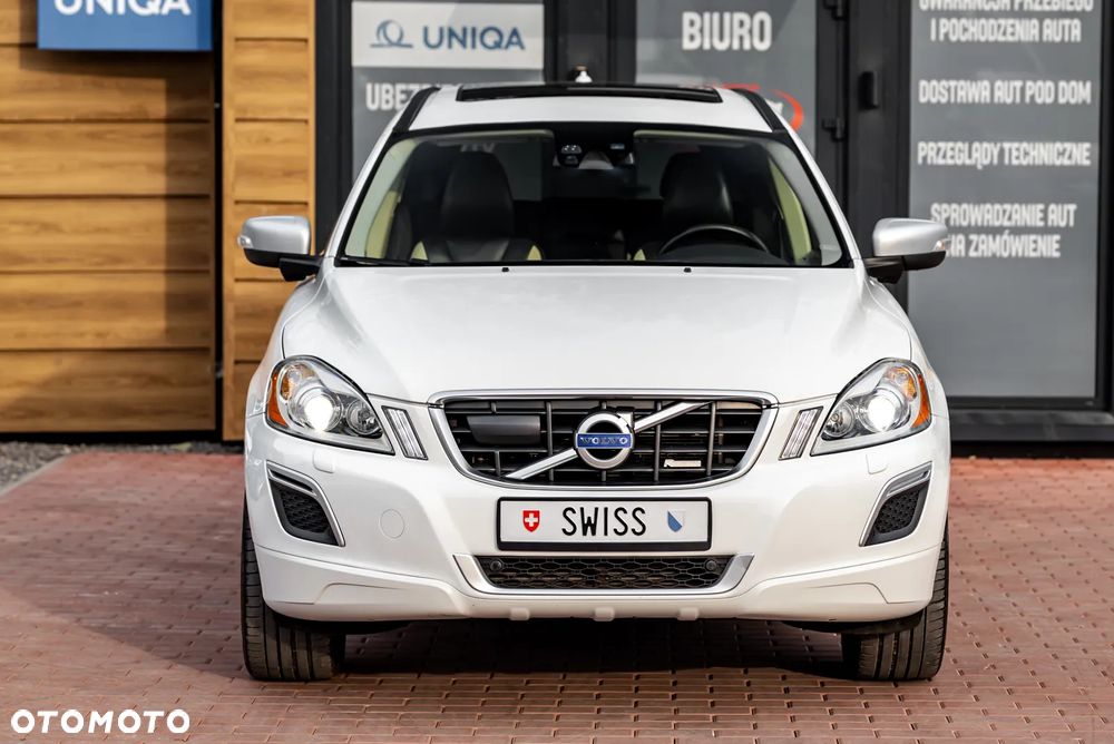 Volvo XC 60 D5 AWD RDesign - 4