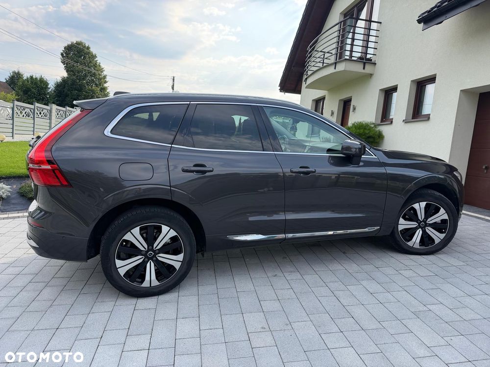 Volvo XC 60 T8 AWD Recharge Plus Bright - 4