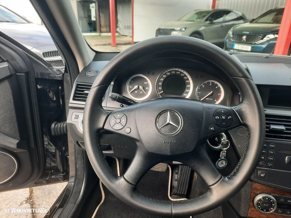 Mercedes-Benz C 220 CDi Elegance BlueEfficiency Aut. - 29