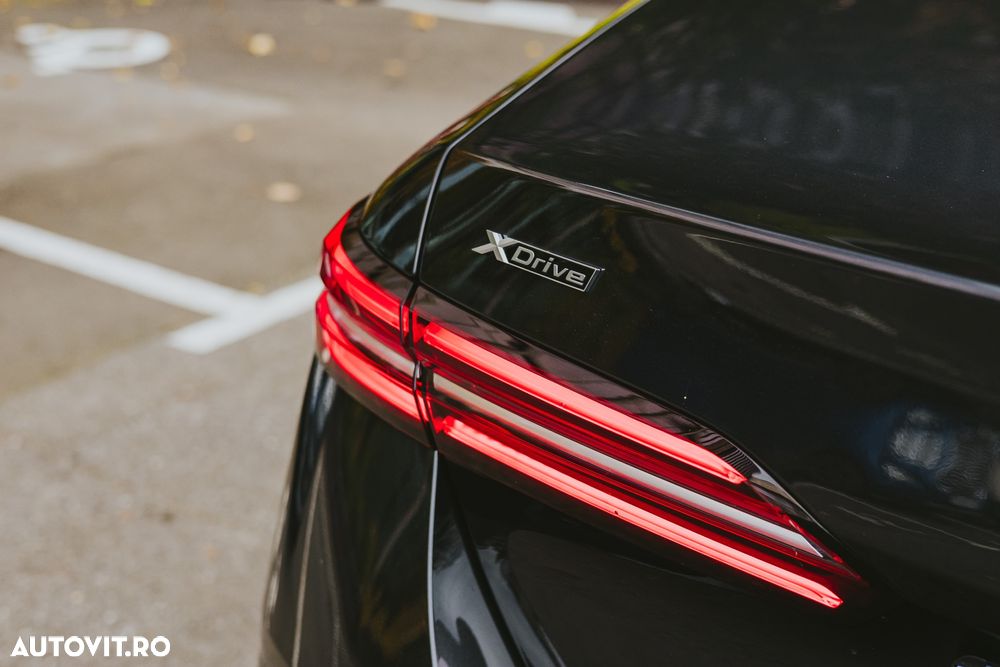 BMW Seria 5 520d xDrive AT MHEV - 9