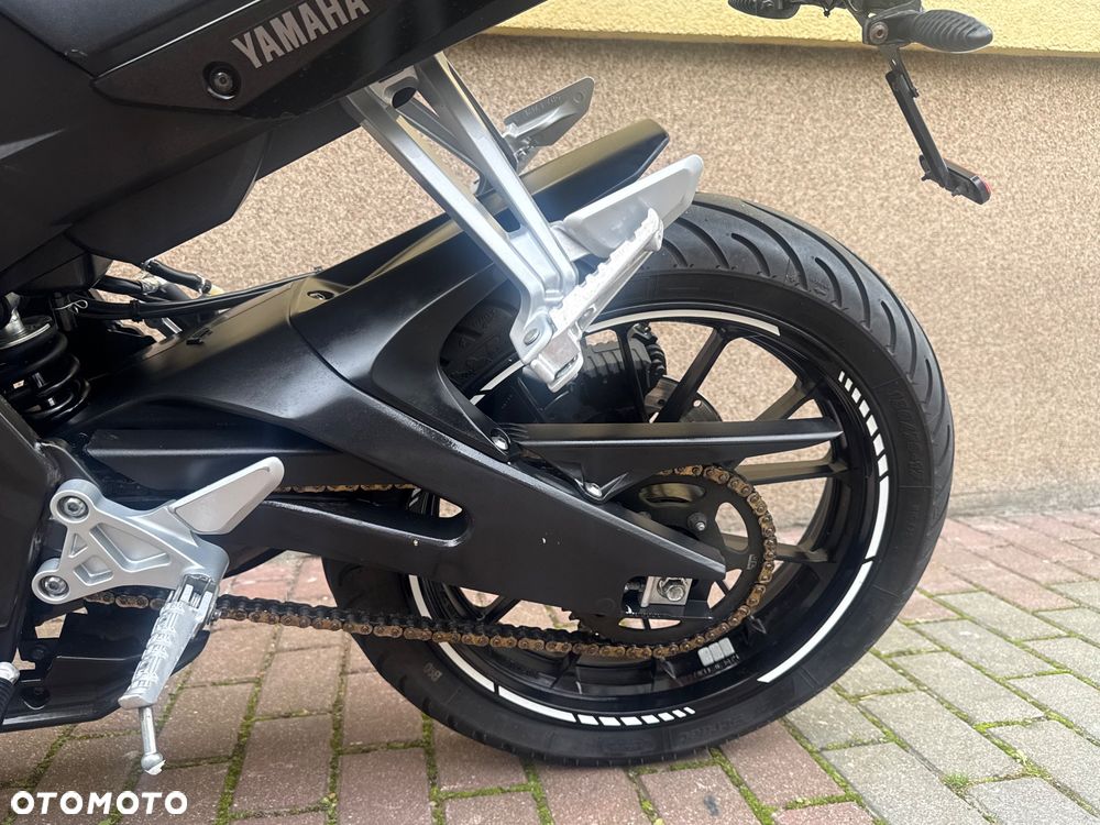 Yamaha MT - 27