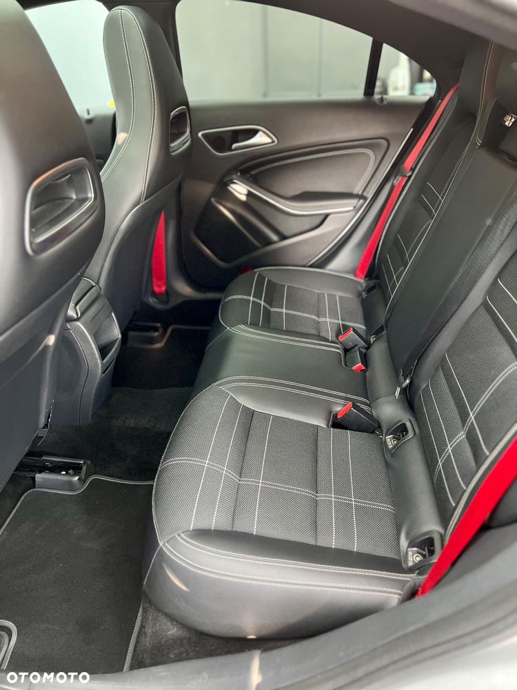 Mercedes-Benz CLA - 14