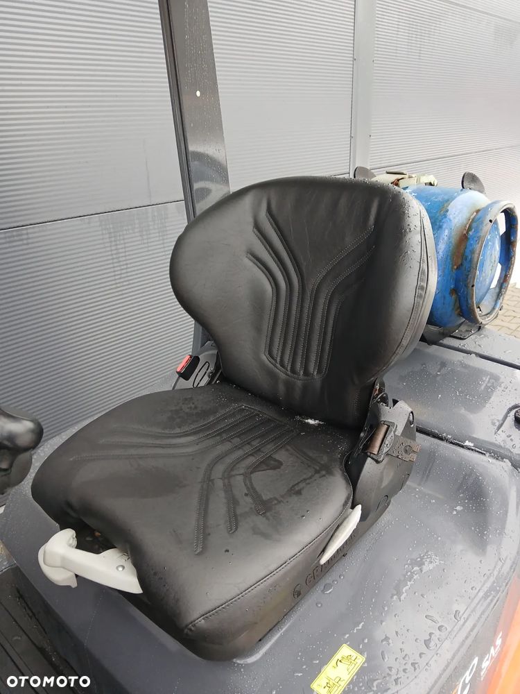 Toyota 02-8FGF15 - 8