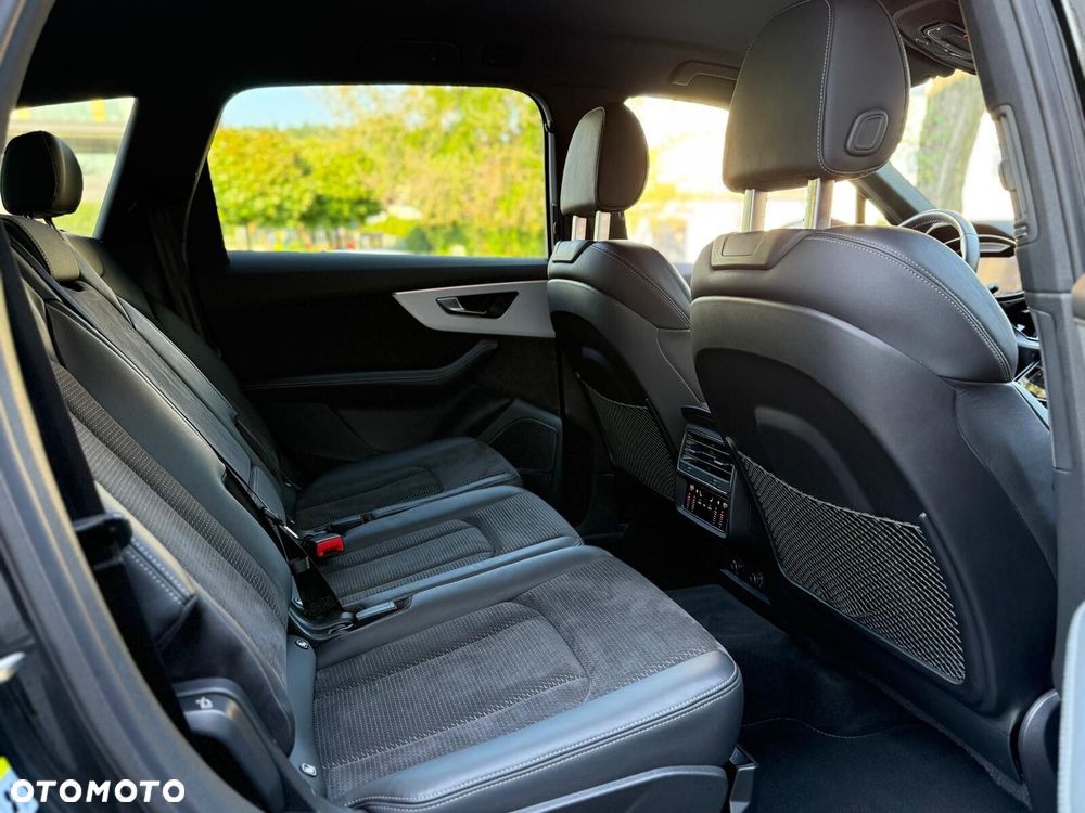 Audi Q7 - 19