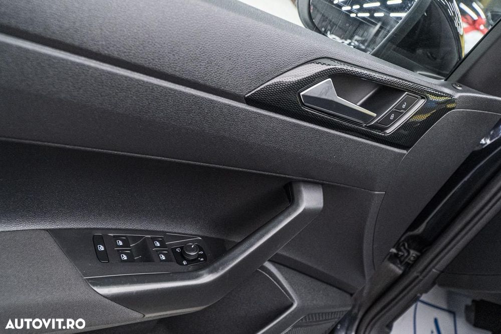 Volkswagen Taigo 1.0 TSI DSG Style - 28