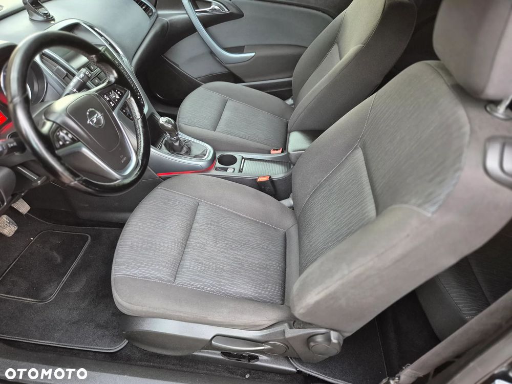 Opel Astra - 25