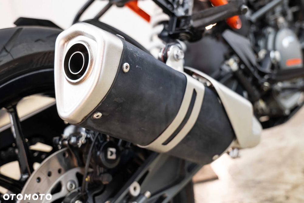 KTM Duke 125 - 16