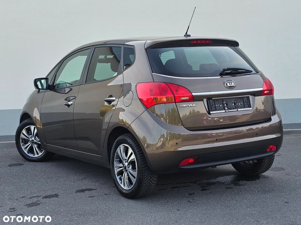 Kia Venga 1.6 CVVT Automatik Platinum Edition - 8