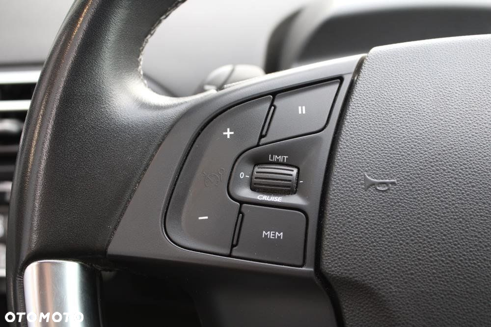 Citroën C4 SpaceTourer - 13