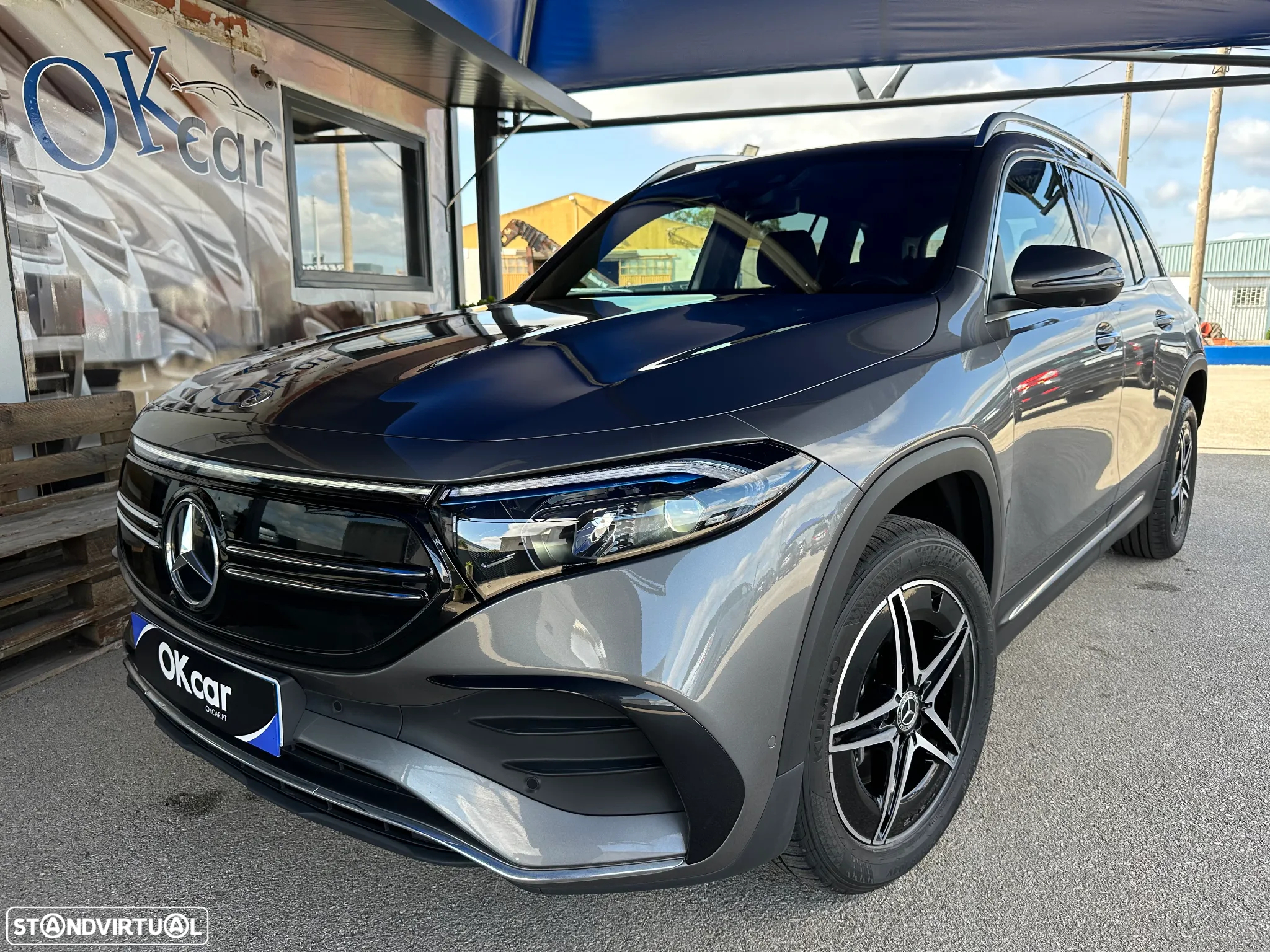 Mercedes-Benz EQB 250+ AMG Line - 11
