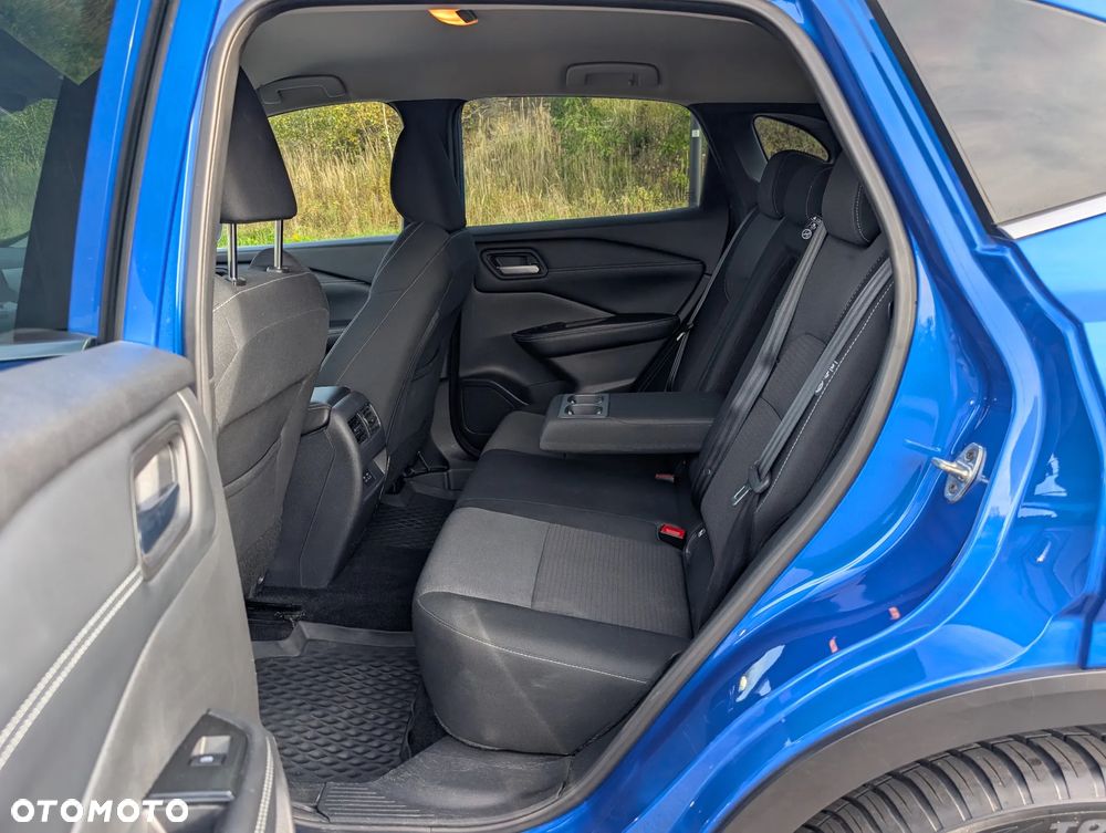 Nissan Qashqai 1.3 DIG-T N-CONNECTA - 29