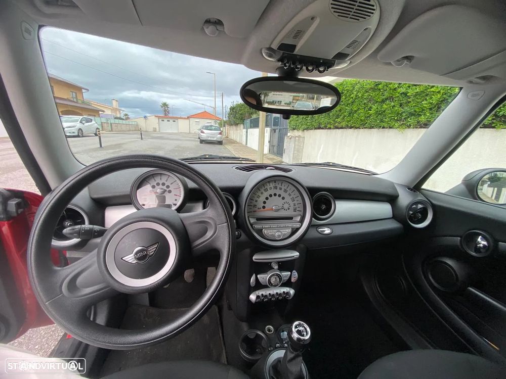 MINI 3 Portas One - 12