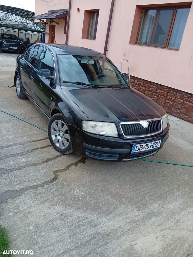 Skoda Superb 1.9TD Avantgarde - 1