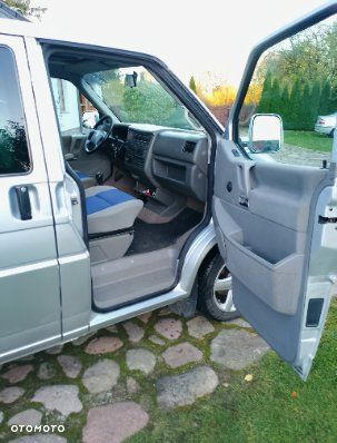 Volkswagen Multivan - 19