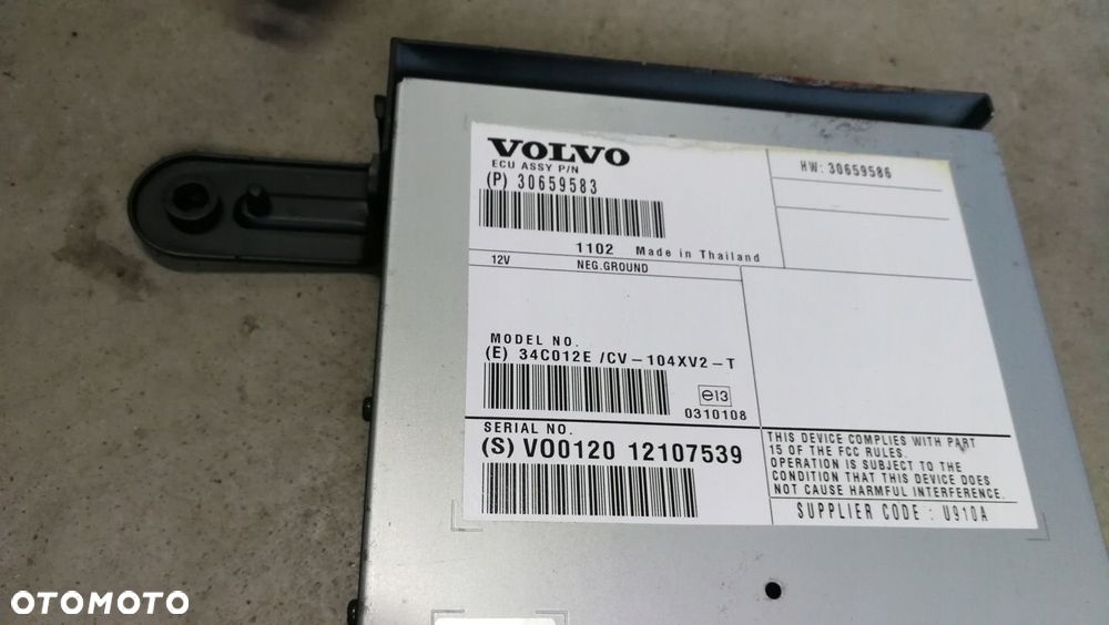 Wzmacniacz radia 30659583 VOLVO S60 II v60 10-18 - 2