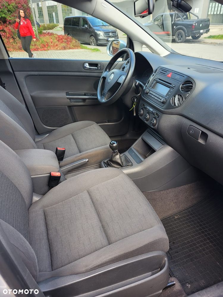 Volkswagen Golf Plus - 23
