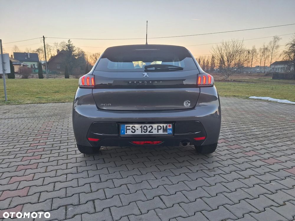 Peugeot 208 PureTech 100 Business - 19
