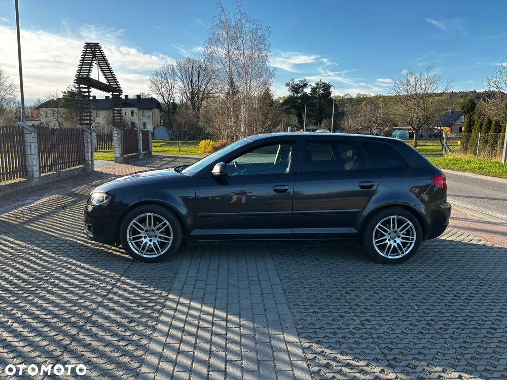 Audi A3 Sportback - 7