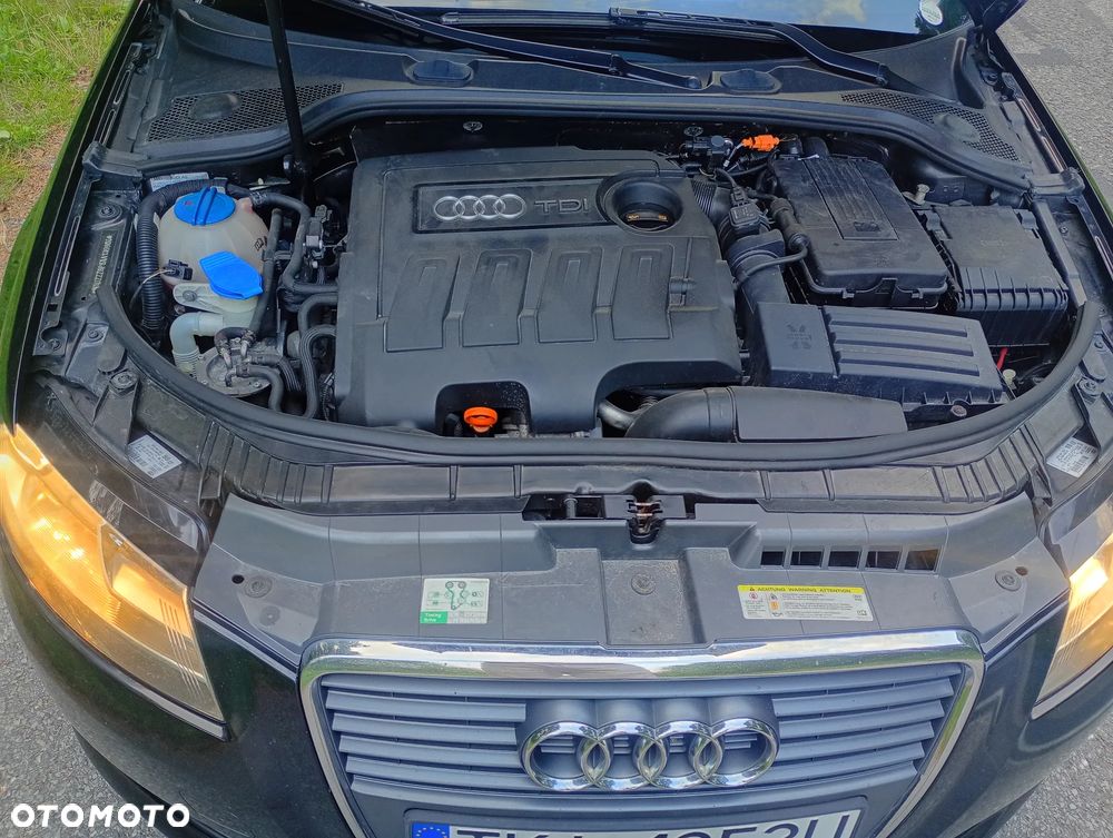 Audi A3 Sportback 1.6 TDI DPF Ambition - 9