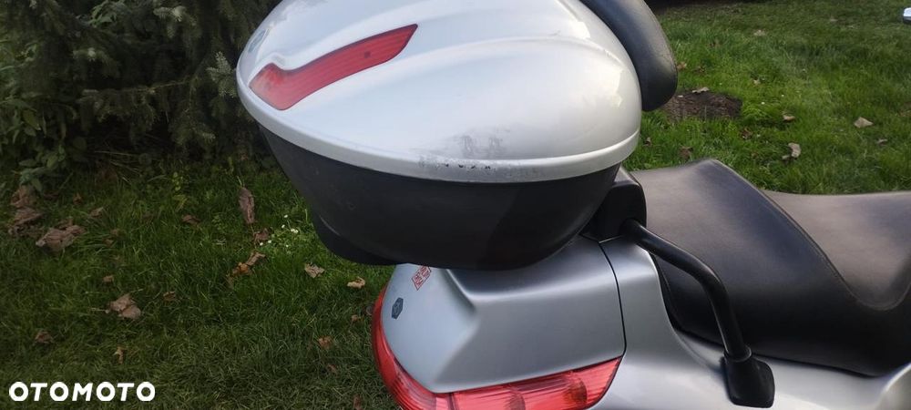 Piaggio X8 - 8