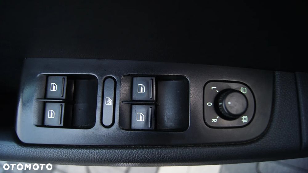 Skoda Superb 1.6 TDI Active Greenline - 18