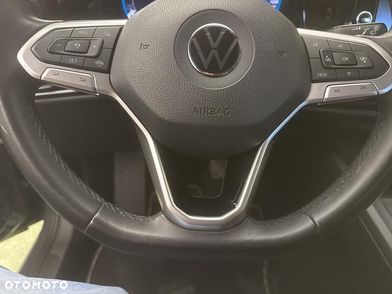 Volkswagen Golf - 13