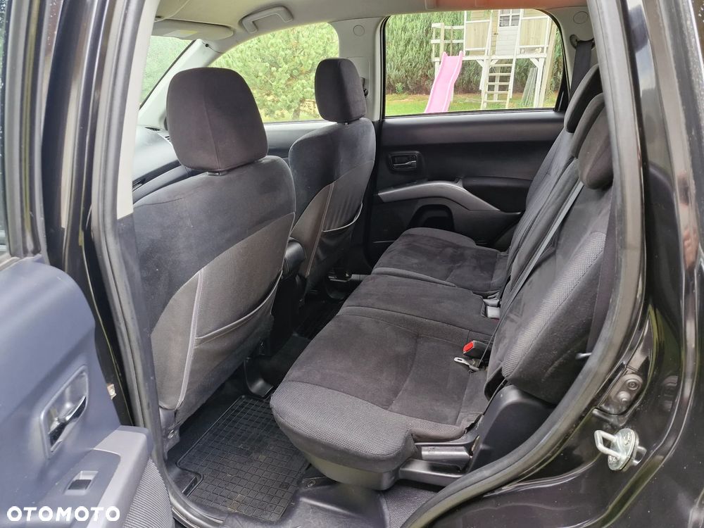 Mitsubishi Outlander 2.0 DID Instyle - 11