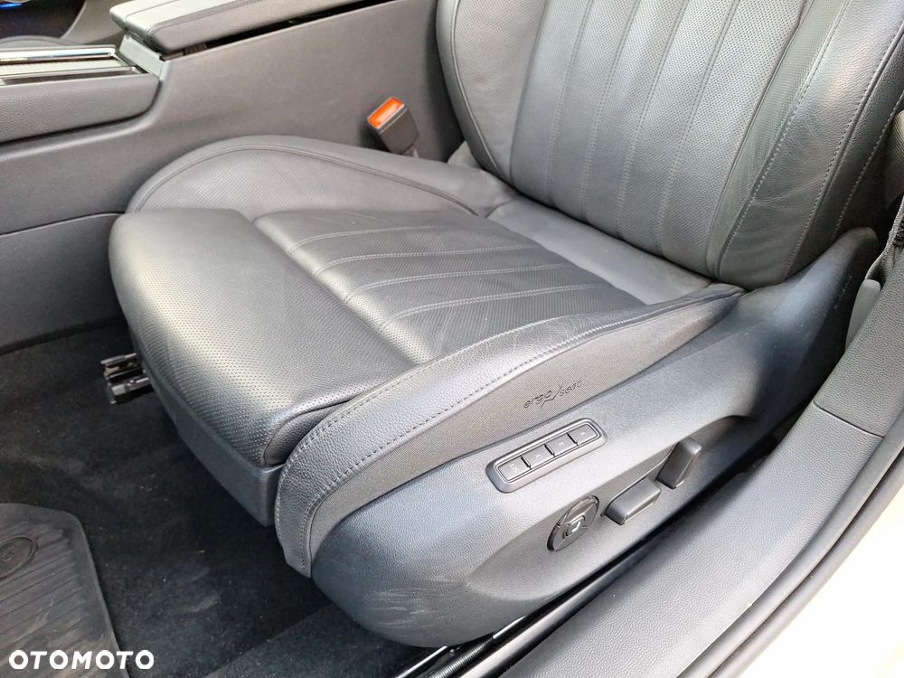 Skoda Superb 2.0 TDI SCR 4x4 L&K DSG - 12