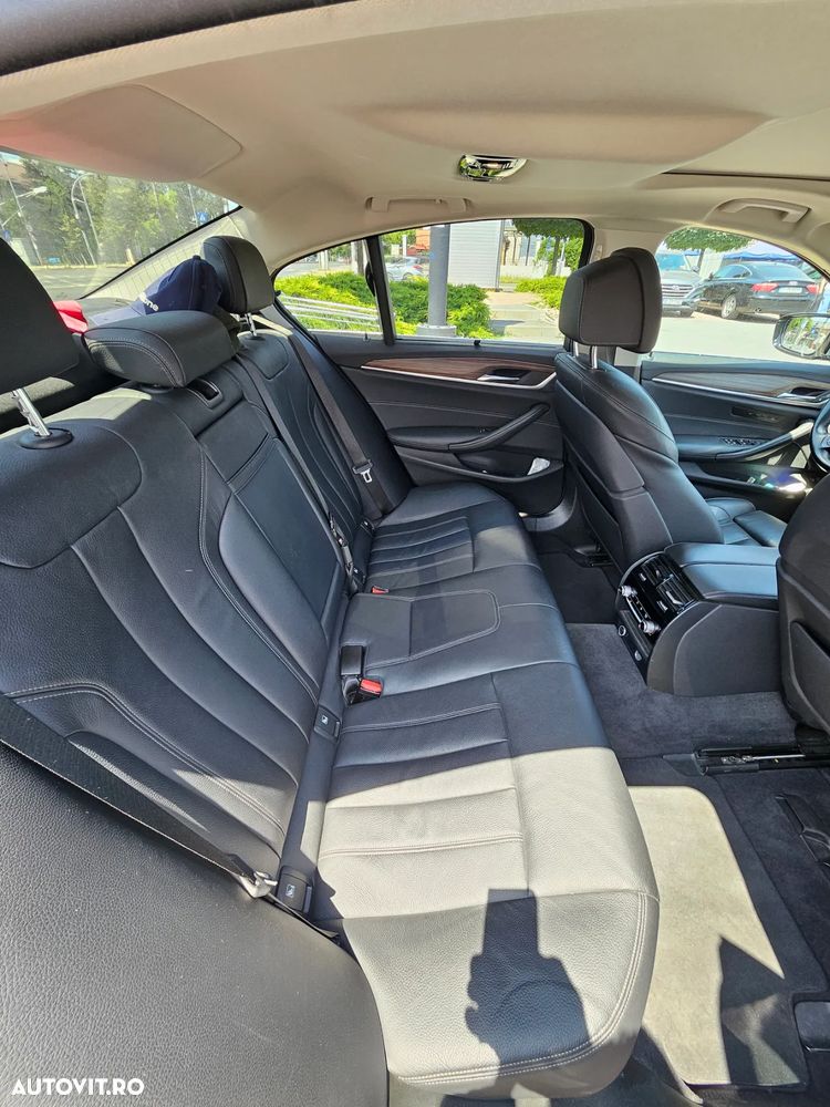 BMW Seria 5 530d xDrive Aut. M Sport Edition - 10