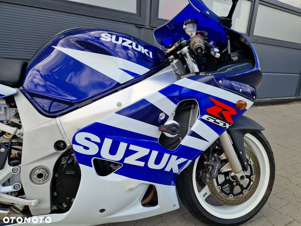 Suzuki GSX-R - 10