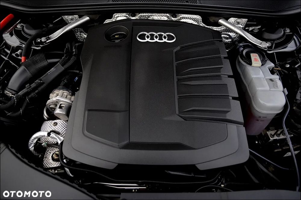 Audi A6 Avant 40 TDI S tronic S line - 40