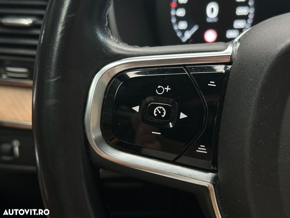 Volvo XC 90 D5 AWD Geartronic Inscription - 30