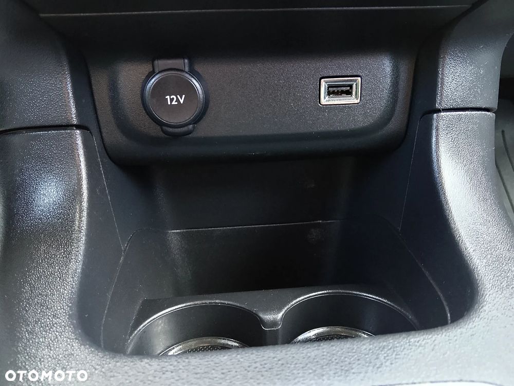 Citroën C3 1.2 PureTech Shine - 33