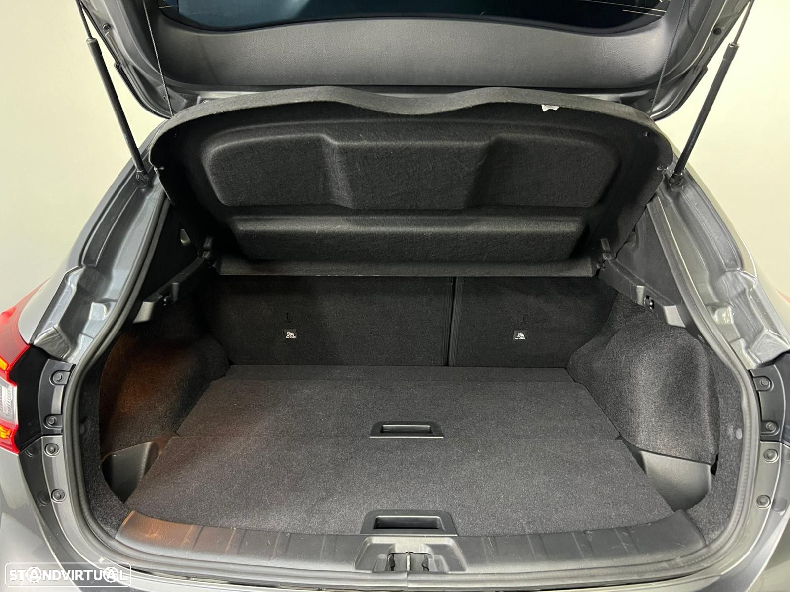 Nissan Qashqai 1.3 DIG-T N-Connecta J18 - 19